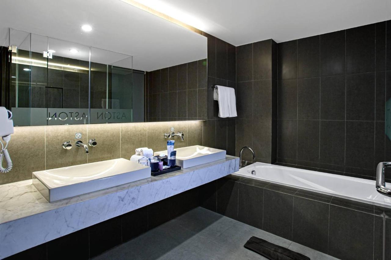 Aston Sidoarjo City Hotel & Conference Center Eksteriør billede