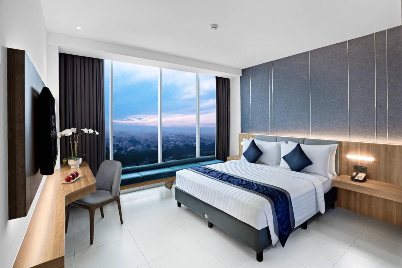 Aston Sidoarjo City Hotel & Conference Center Eksteriør billede