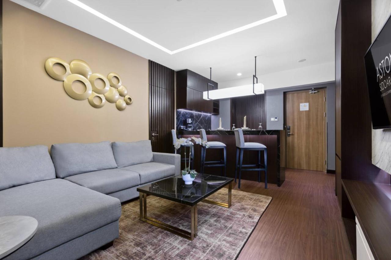 Aston Sidoarjo City Hotel & Conference Center Eksteriør billede