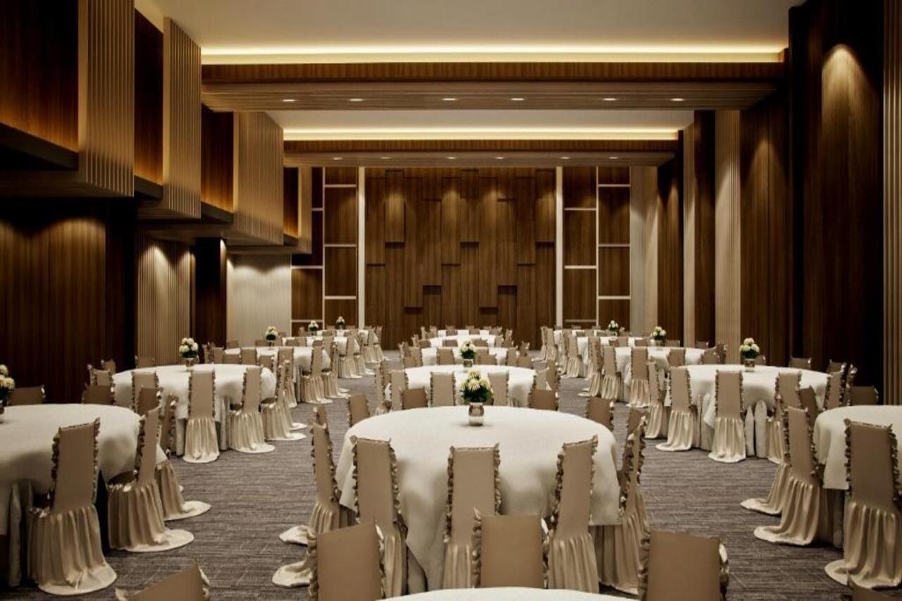 Aston Sidoarjo City Hotel & Conference Center Eksteriør billede