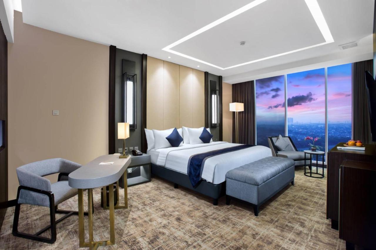 Aston Sidoarjo City Hotel & Conference Center Eksteriør billede